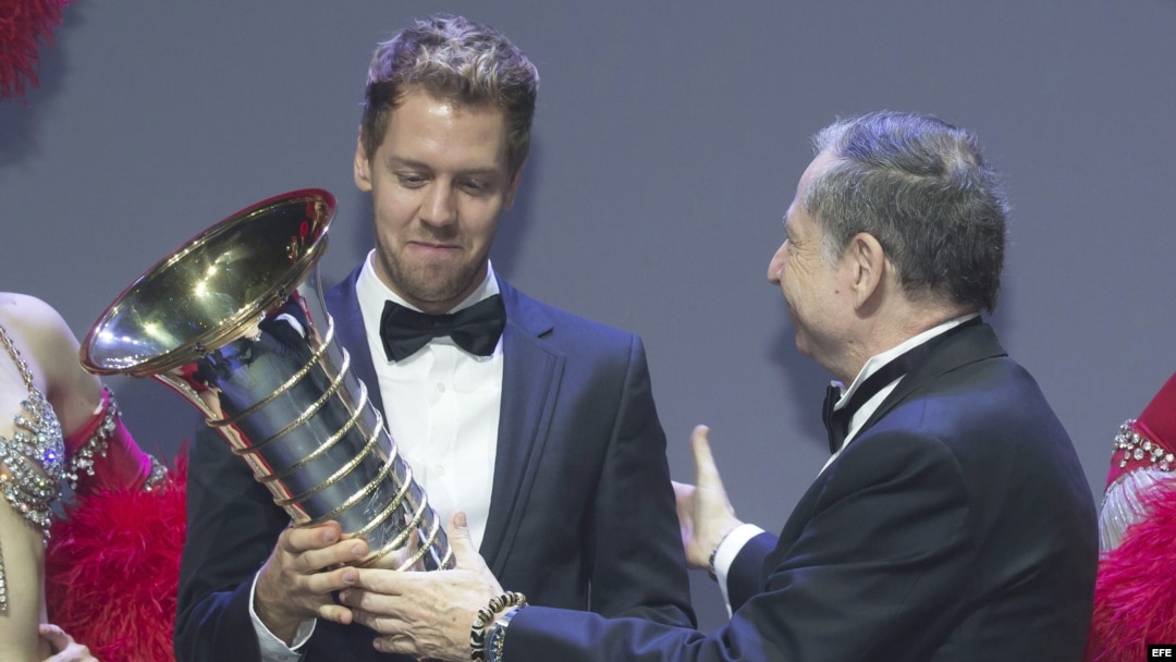 Premio de la FIA al corredor Sebastian Vettel. 