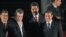 Los presidentes de Colombia Juan Manuel Santos (izq) y el presidente electo venezolano, Nicolás Maduro