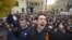 Protestas en la plaza Montecitorio, de Roma, por reelección de Napolitano