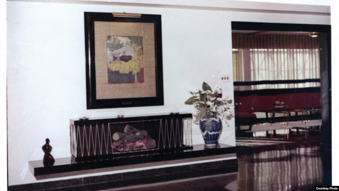  Fotografías de la casa de Olga Lengyel en La Habana muestran los cuadros que faltan.