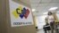Preparativos de un centro electoral en Caracas, de cara a las elecciones presidenciales del próximo domingo en Venezuela