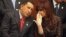 Cristina Fernández (en la foto con Hugo Chávez) ha salido hasta ahora indemne de varias denuncias por corrupción en Argentina.