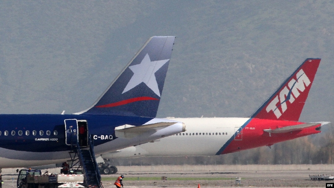 Aviones de LATAM.