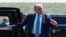El presidente de Estados Unidos, Donald Trump, llega al aeropuerto de Groton-New London, el miércoles, 20 de mayo de 2026.