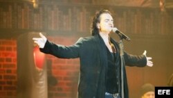 Arjona se presentó en concierto el martes 26 de febrero de 2013, en Phoenix (EEUU), donde mostró su apoyo a un grupo de familias inmigrantes en Arizona (EE.UU.).