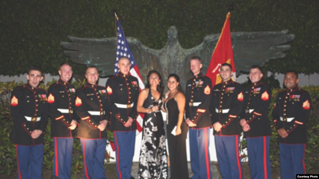 Marines en la residencia del jefe de la misión diplomática en Cuba.