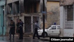Reporta Cuba. Vigilancia policial. Foto del blog de Somos+.