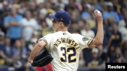 El supersónico Jacob Misiorowski abrirá el primer juego de la Serie Mundial, el viernes, el Milwaukee.