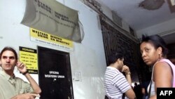 El servicio de remesas a Cuba a través de Western Union está suspendido desde finales de enero de 2024 / Foto: Niurka Barroso (AFP)