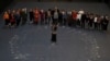 Tania Bruguera en el Turbine Hall del Tate Modern, en Londres. REUTERS/Peter Nicholls