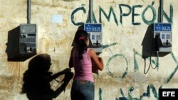 Arrestan a fotógrafo en Cuba