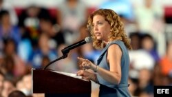  Debbie Wasserman Schultz durante un acto de campaña en Tampa, Florida. 