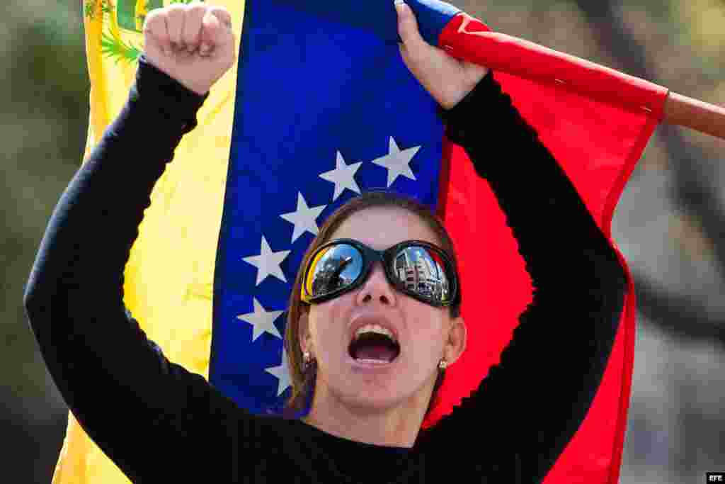 Marcha opositora en Caracas febrero 12.