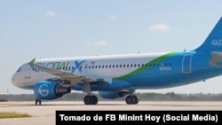 La aeronave donde 116 cubanos regresaron a la isla tras ser deportados por las autoridades migratorias de EEUU.