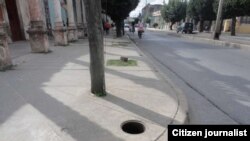 Reporta Cuba. Peligro al caminar por las calles. Foto: D de la Celda.