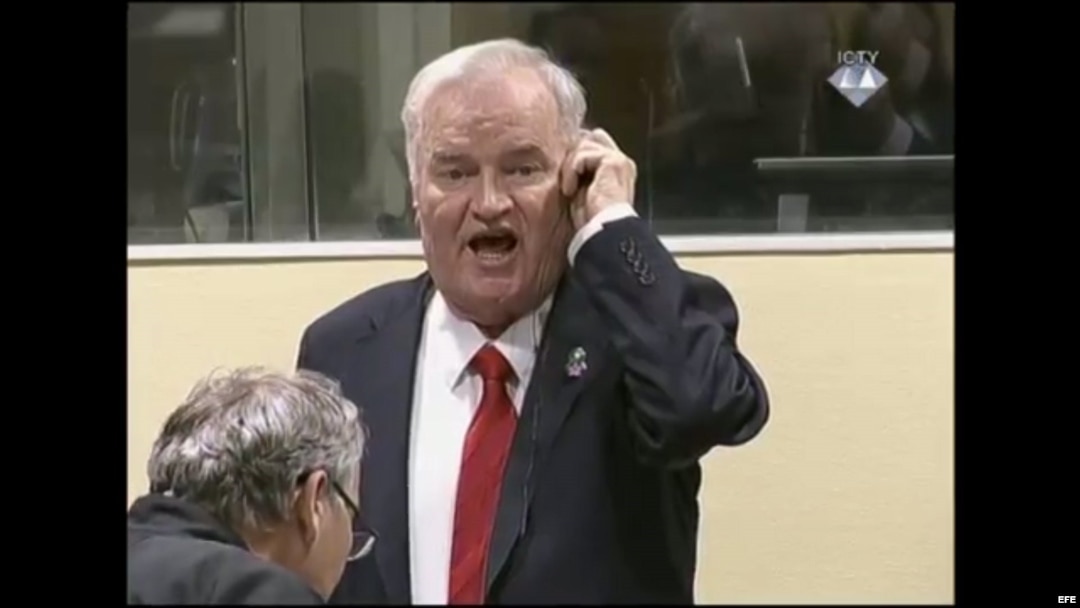 Ratko Mladic durante su juicio en La Haya, Holanda.