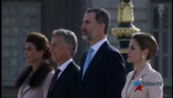 Presidente de Argentina llega a España con 200 empresarios y varios ministros
