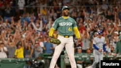 Aroldis Chapman dio esta semana pasos firmes hacia el Salón de la Fama.