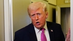 El presidente Donald Trump a bordo del Air Force One, el domingo 29 de marzo de 2026. (REUTERS/Elizabeth Frantz)