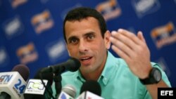 Según Henrique Capriles, de los 200 mil jóvenes que salen de las universidades “sólo el 25 por ciento consigue un trabajo”.