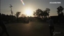 Nepal intenta retomar la vida cotidiana entre montañas de escombros