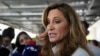 La congresista cubanoamericana, María Elvira Salazar, responde a las preguntas de los medios.