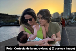 Mayli y su esposa Marlys, con su hijo Mateo en España