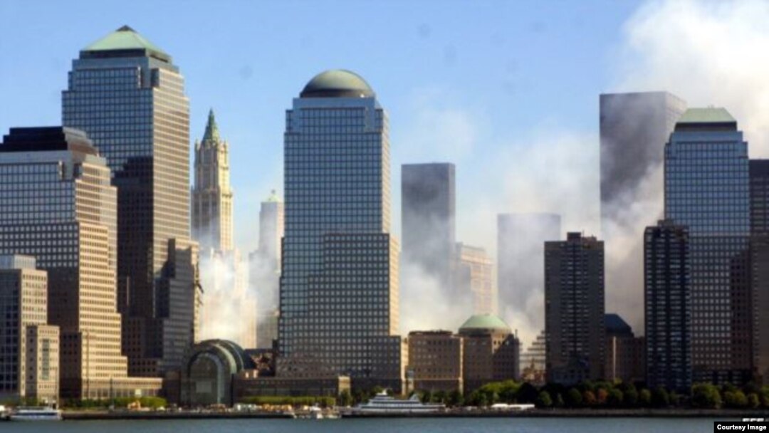 Vista del bajo Manhattan, después del atentado a las Torres Gemelas.