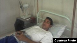 Huelguistas apoyan a Luis Enrique Lozada Igarza