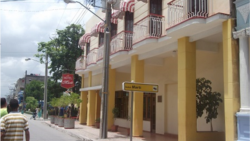 Detenido joven que compartía la internet vía Wi Fi del hotel Martí de Guantánamo