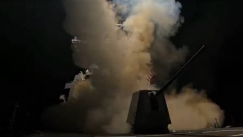 EEUU lanza ataques aéreos contra ISIS en Nigeria tras masacre de cristianos