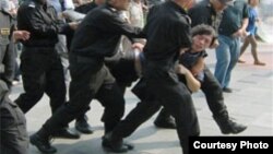 Arrestos en China