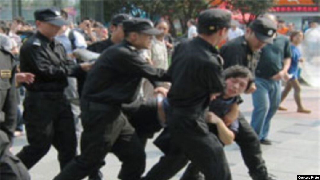 Arrestos en China