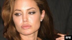 La actriz estadounidense Angelina Jolie .