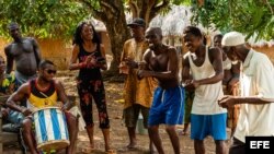 They are We: Cubanos de Perico vuelven a Africa 
