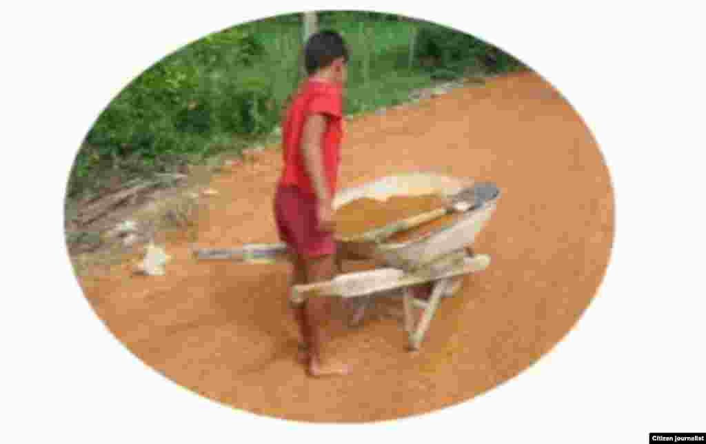 Niños trabajando Reporta Cuba foto de Leodán Suárez 