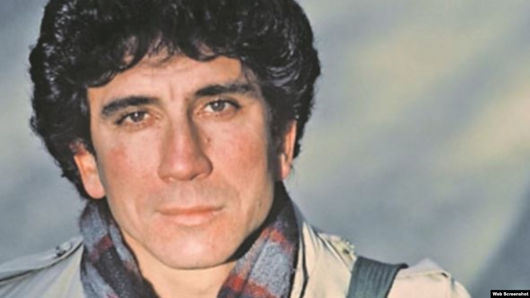 Reinaldo Arenas llegó a EEUU durante el éxodo masivo de 1980. Murió en 1990.