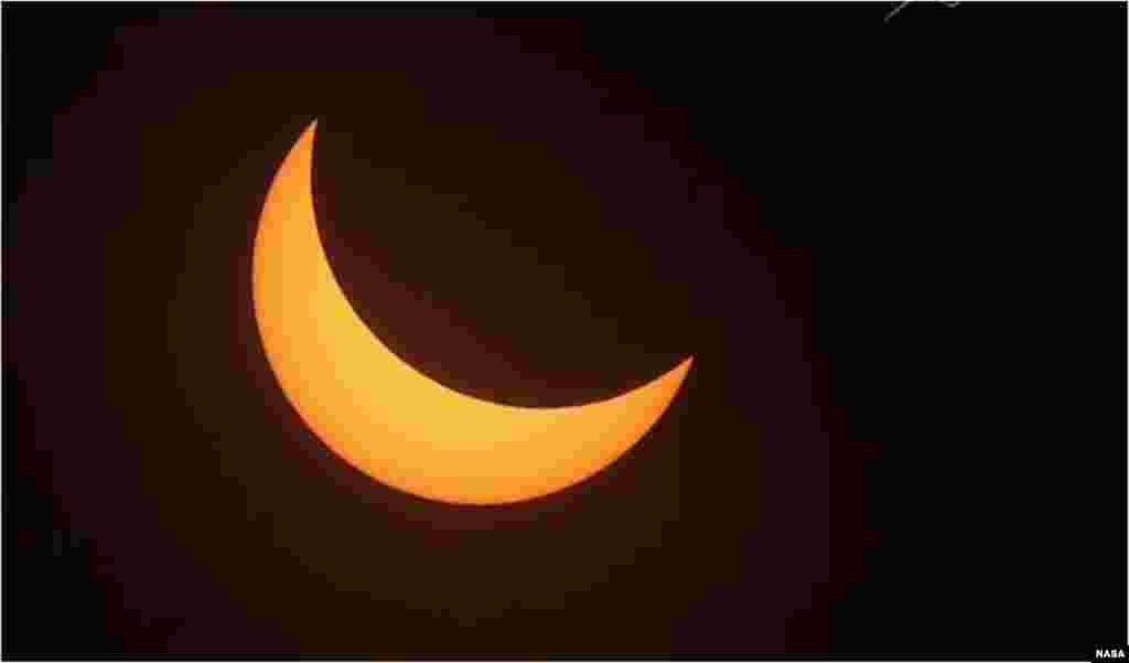 Una toma del eclipse total de Sol de este lunes. (NASA)