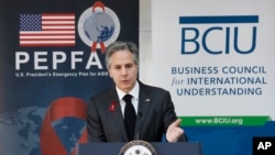 El secretario de Estado de Estados Unidos, Antony Blinken, hablando sobre el programa PEPFAR en Washington, el Día Mundial del SIDA, el 2 de diciembre de 2022. (Jonathan Ernst/Pool Photo via AP).