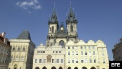 Detalle de la iglesia de Nuestra Señora del Tyn en Praga.
