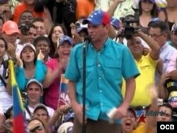 Capriles asegura no habrá petróleo para Cuba.
