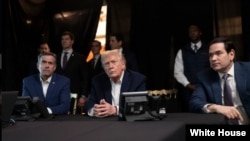 El presidente Trump dirigió la operación Absolute Resolve que terminó con la extracción de Nicolás Maduro y Cilia Flores. Con ella se inició un nuevo giro en las relaciones de Estados Unidos con el país petrolero.