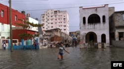 Inundaciones en La Habana con llegada de frente frío