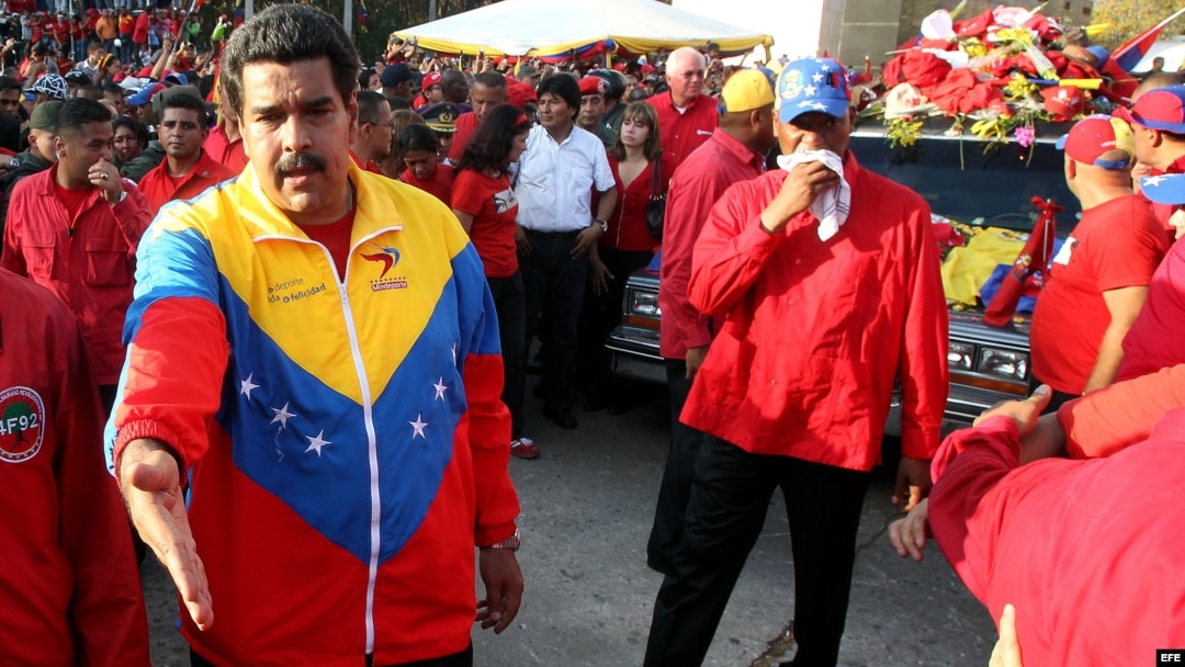 ABC se hace eco de la opinión de que Nicolás Maduro es “un alumno aventajado” de los hermanos Castro.