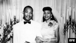 Boda de Martin Luther King y Coretta Scott, celebrada el 18 de junio de 1953. 