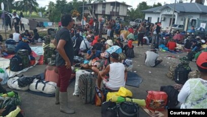 Decisi n de Guyana traba caravana de cubanos varados en Surinam