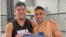El luchador cubanoamericano de MMA, Ricardo Lamas (derecha), y su sensei Daniel Valverde (izquierda). Imagen de la cuenta de Twitter de Lamas.