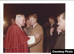 Brzezinski junto al Papa Juan Pablo II