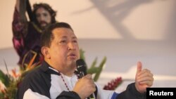 Hugo Chávez, mientras imploraba a Cristo reciéntemente por su vida.