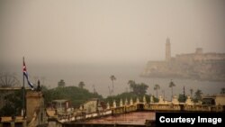 El Morro de La Habana en medio de un intenso aguacero a las 5:15 pm.
